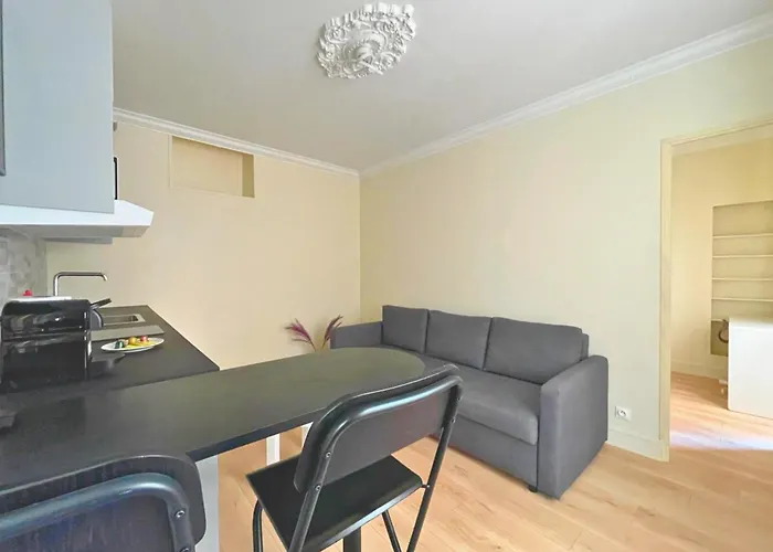 Chambre Lit Double Et Salon Avec Canape-Lit A 10 Minutes Des Champs Elysees